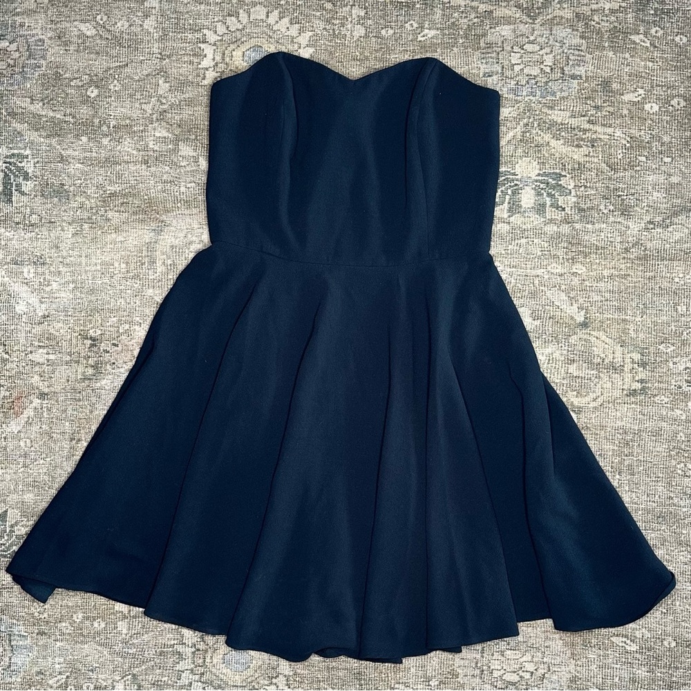 Vineyard Vines Navy Blue Strapless A-Line Dress Size 6. EUC